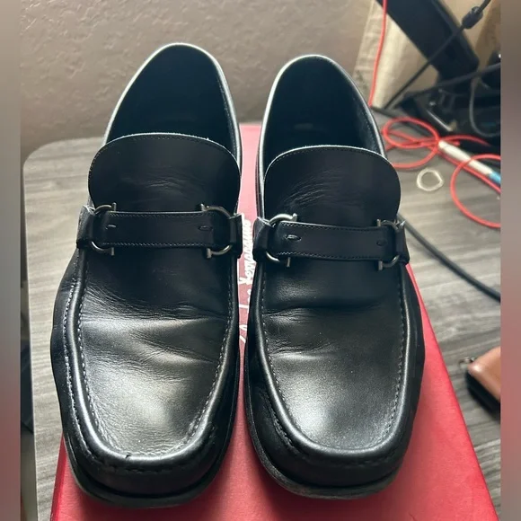 Salvatore Ferragamo | Shoes | Salvatore Ferragamo Powell  display picture 1